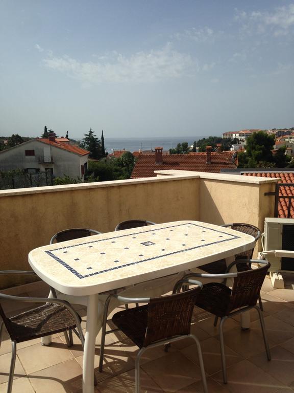 Apartments Villa Kristina Pula Room photo